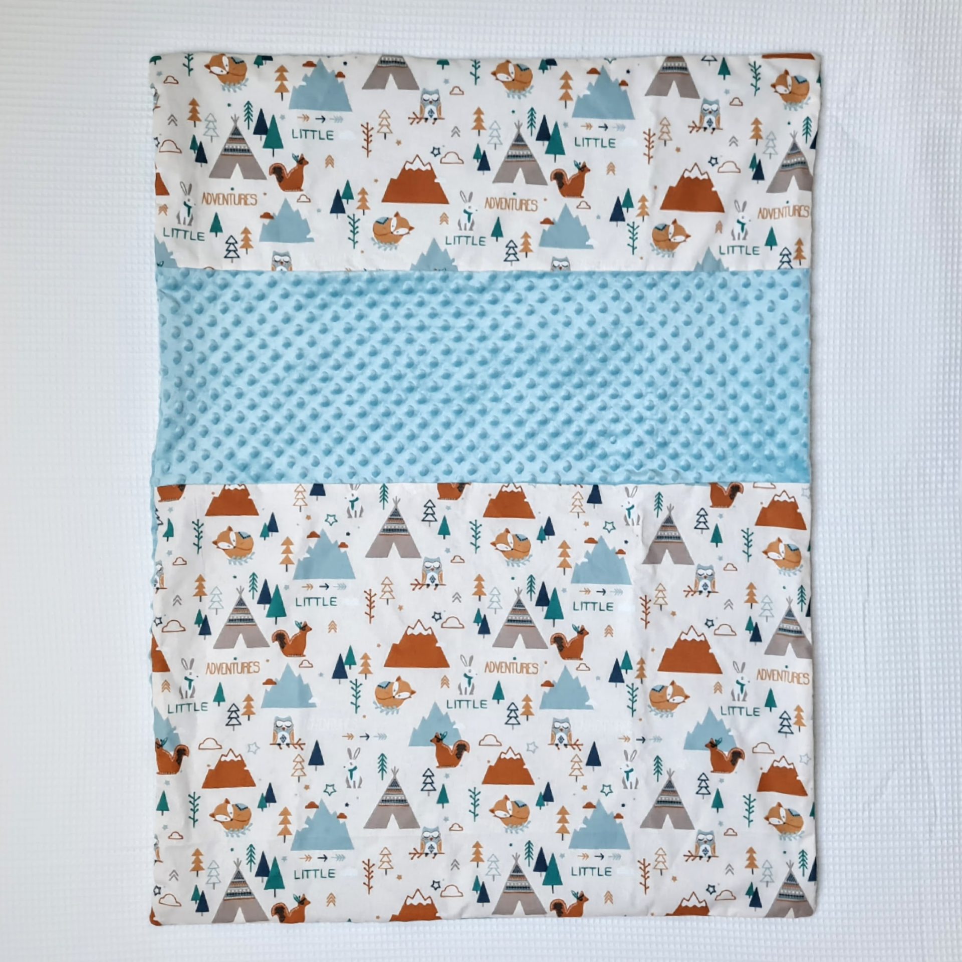 Couverture vue côté à personnaliser, tissu à motif