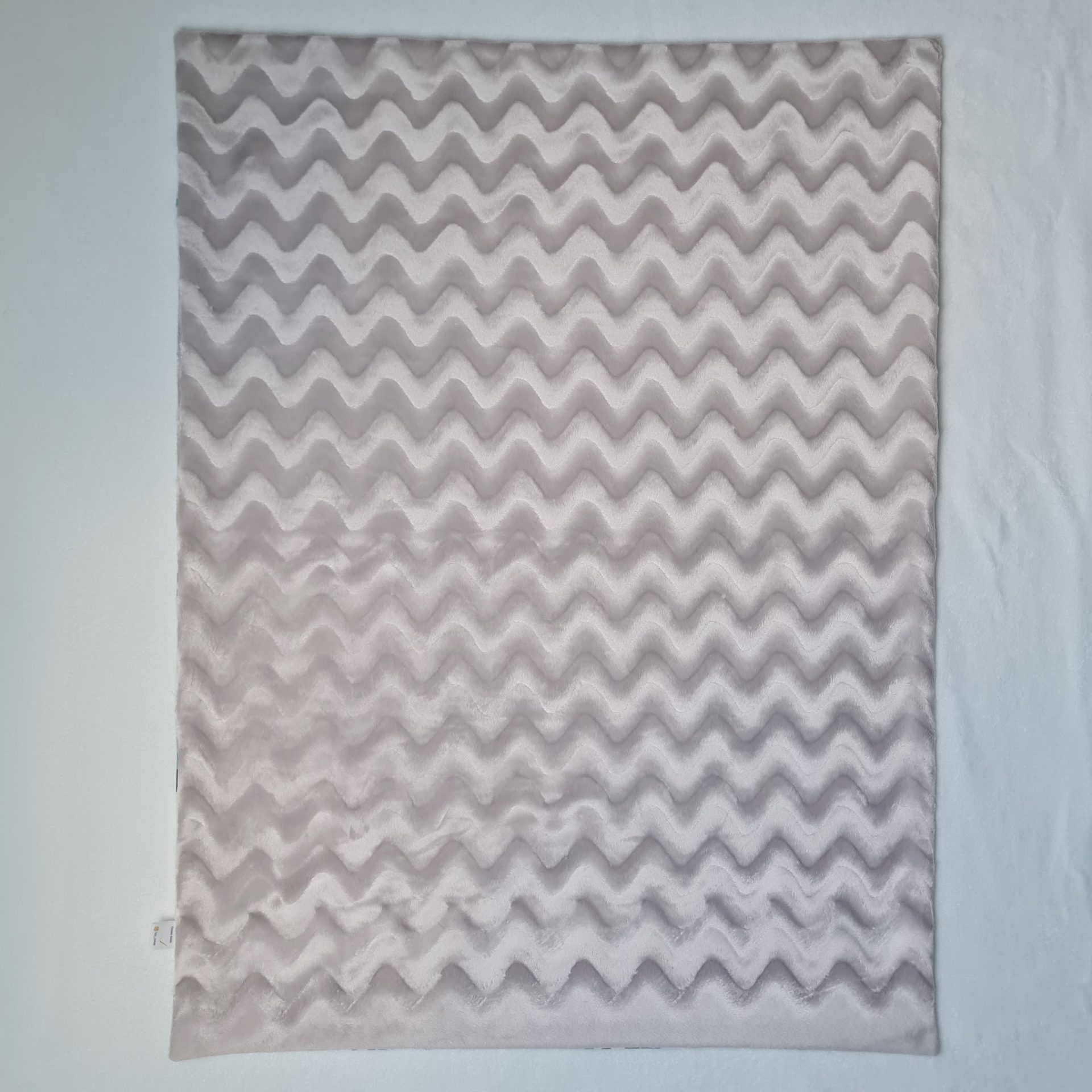 couverture vue côté minky tout doux beige