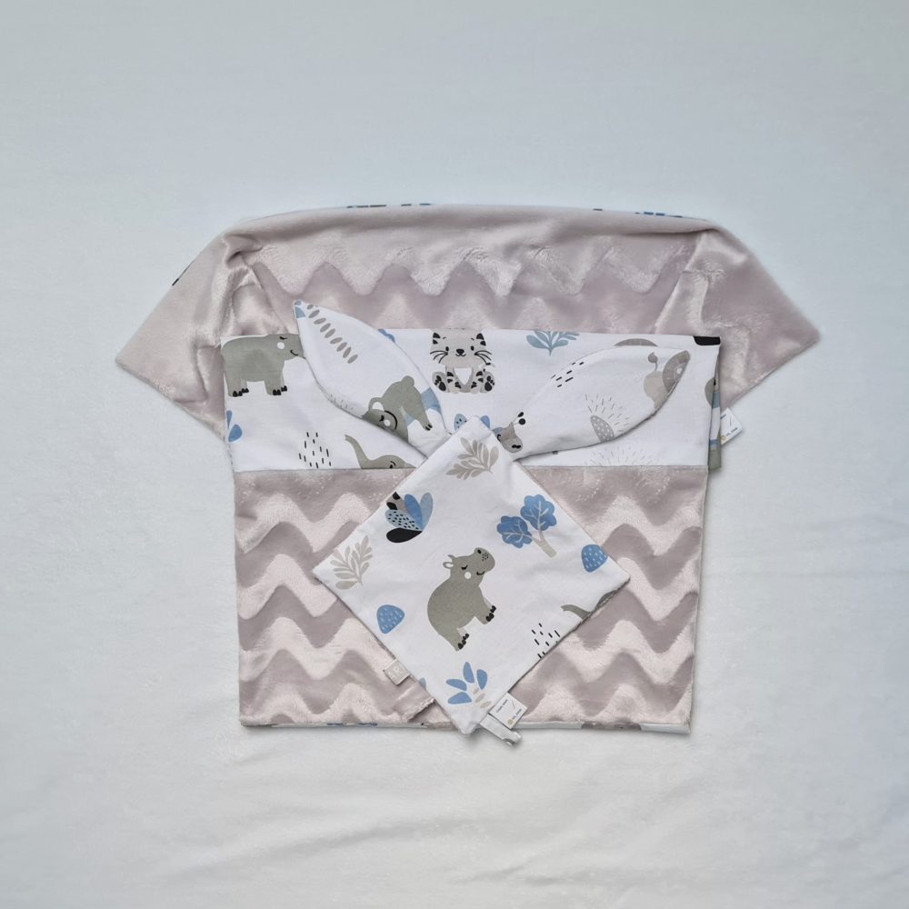 Ensemble couverture et doudou à personnaliser avec motifs animaux en safari.