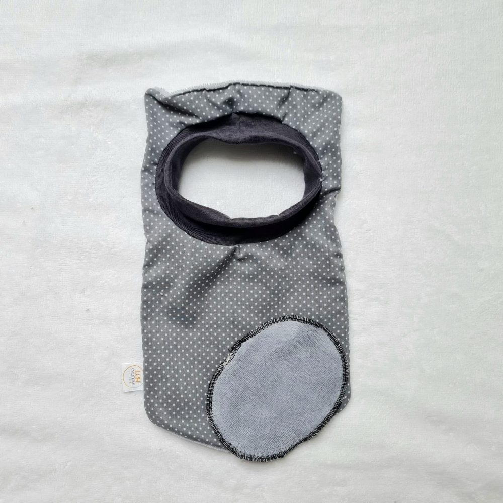Bavoir ultra confort à enfiler - vu côté tissu à motif