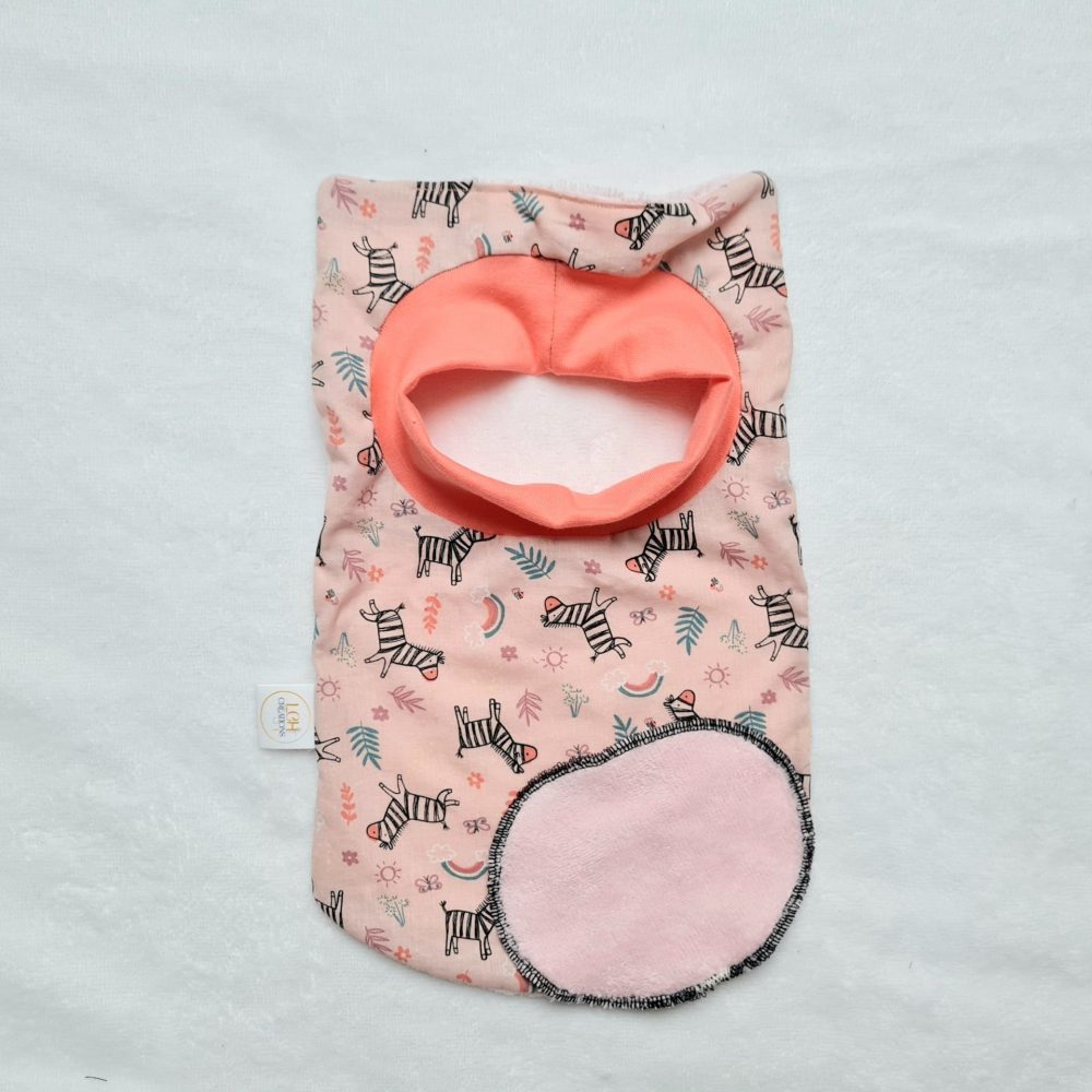 Bavoir ultra confort à enfiler - vu côté tissu à motif
